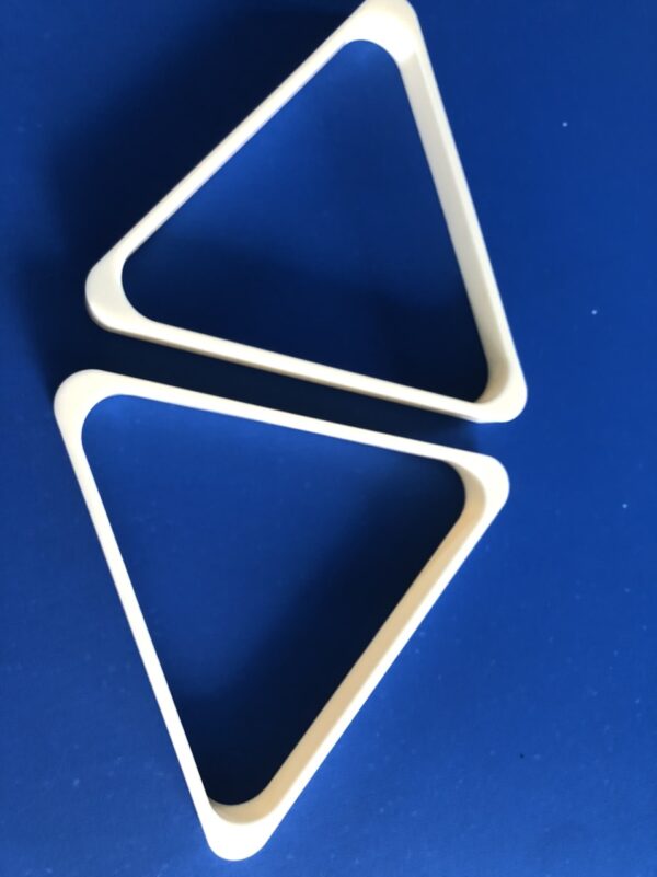 Tam giác xếp bi loại Nhựa loại Dày
